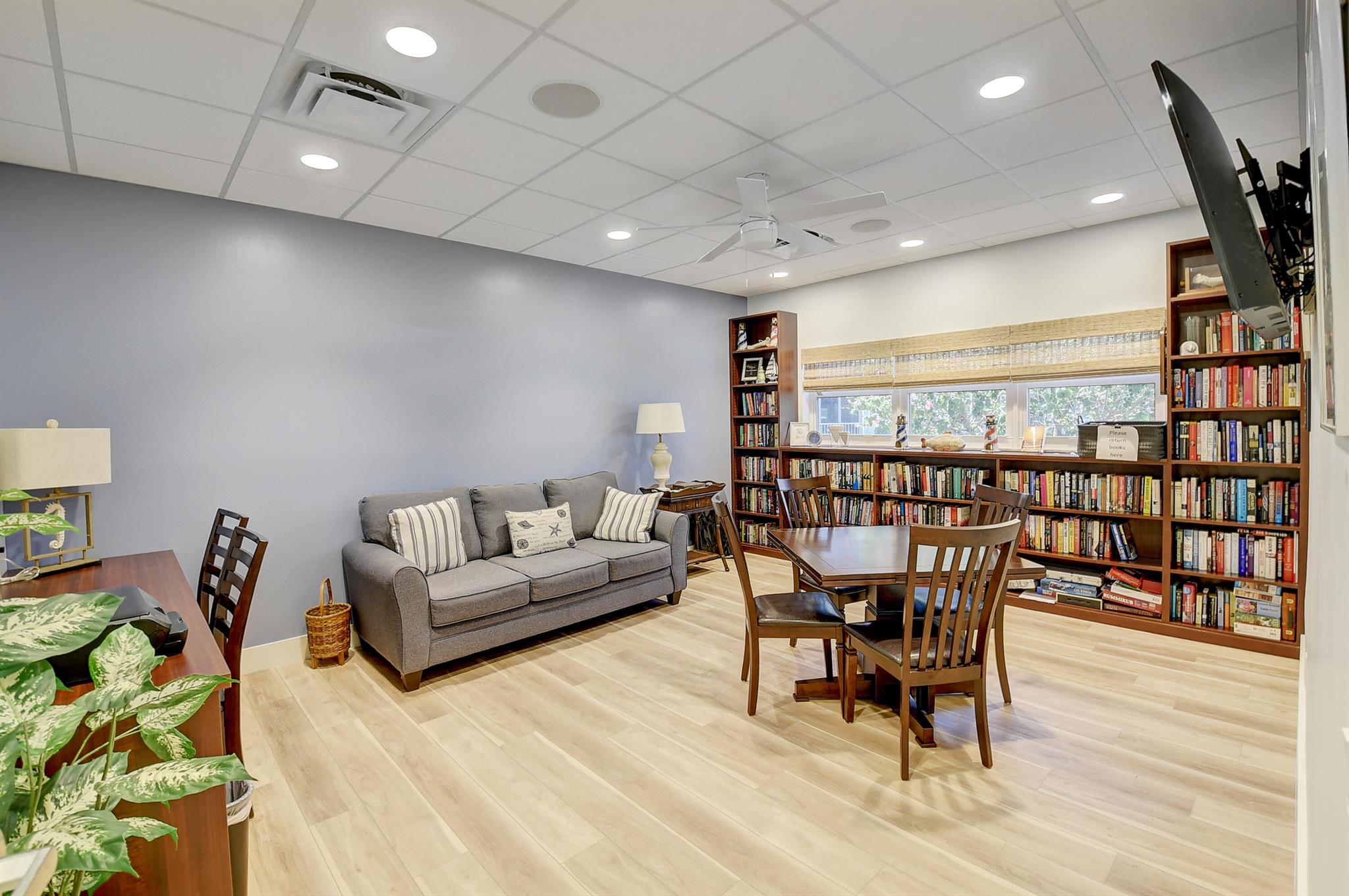 TROPIC BAY CONDOMINIUM & - Residential