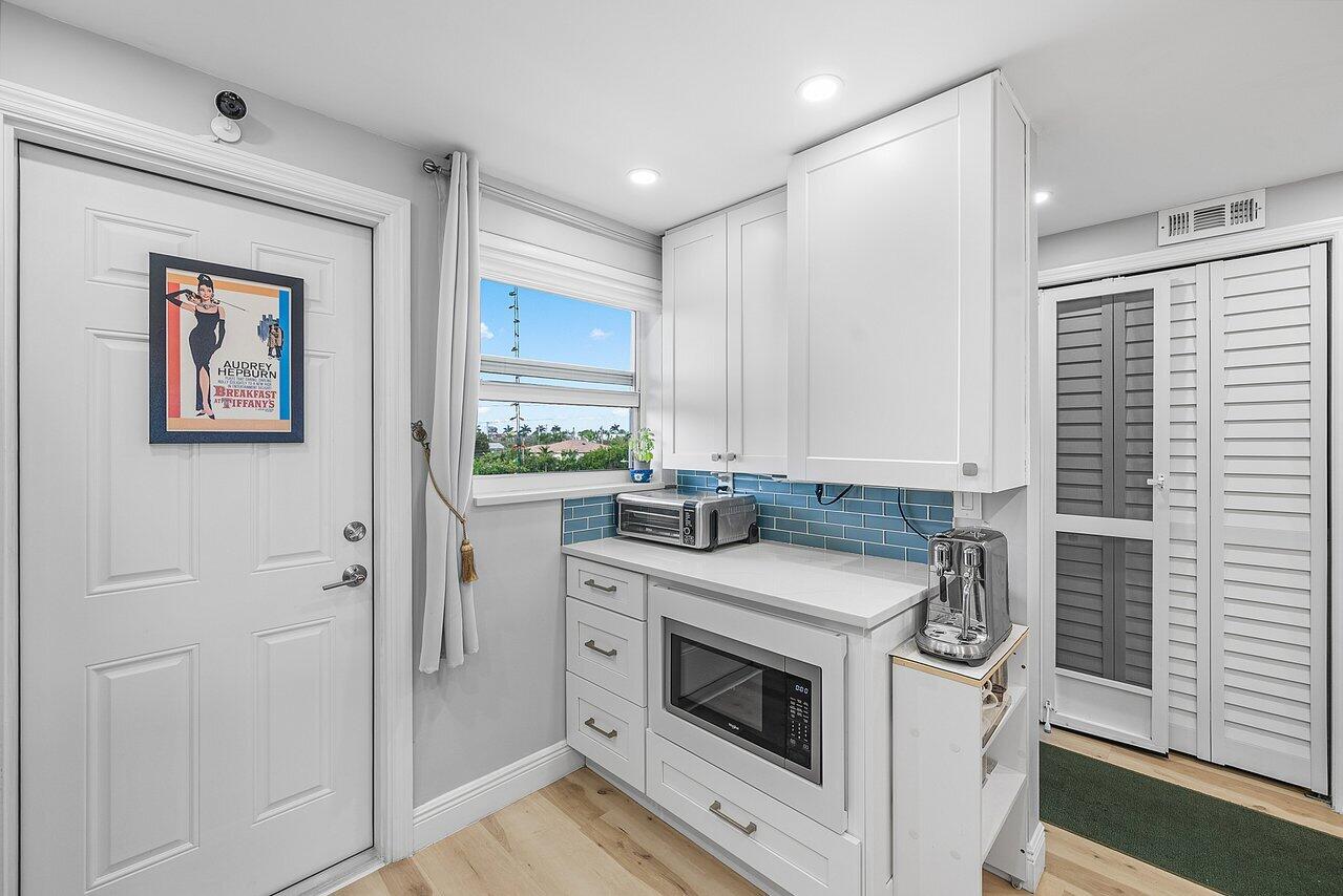 2809 Florida Boulevard 408