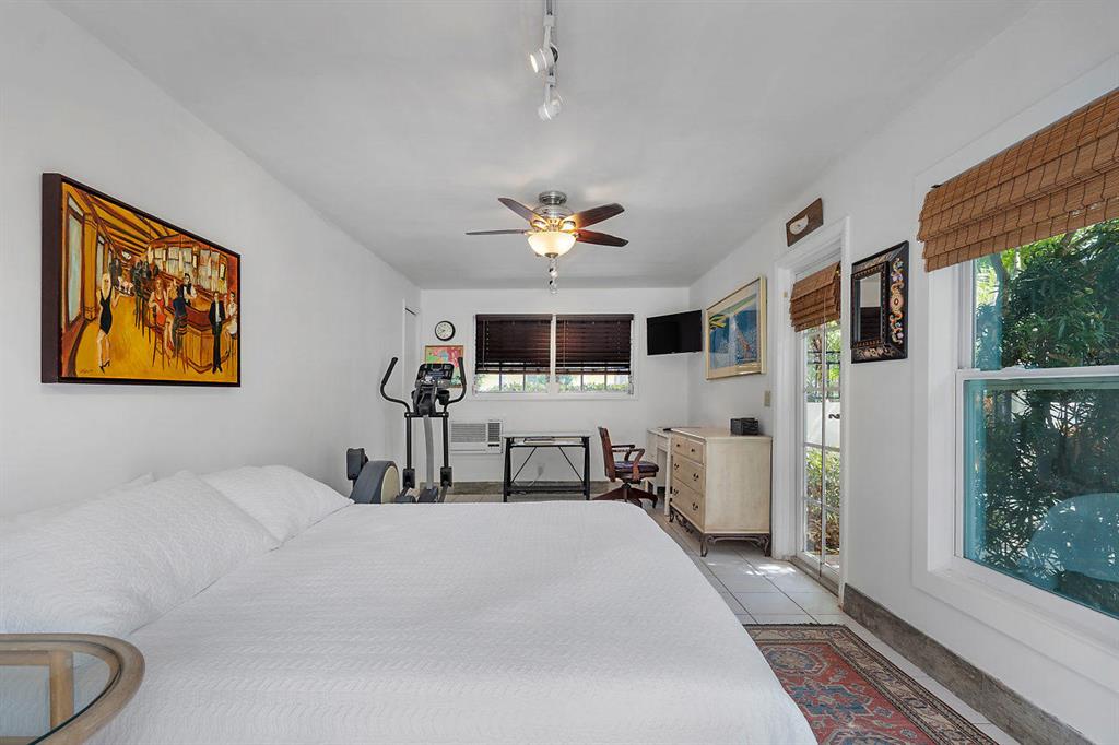 DELRAY TOWN OF - Residential