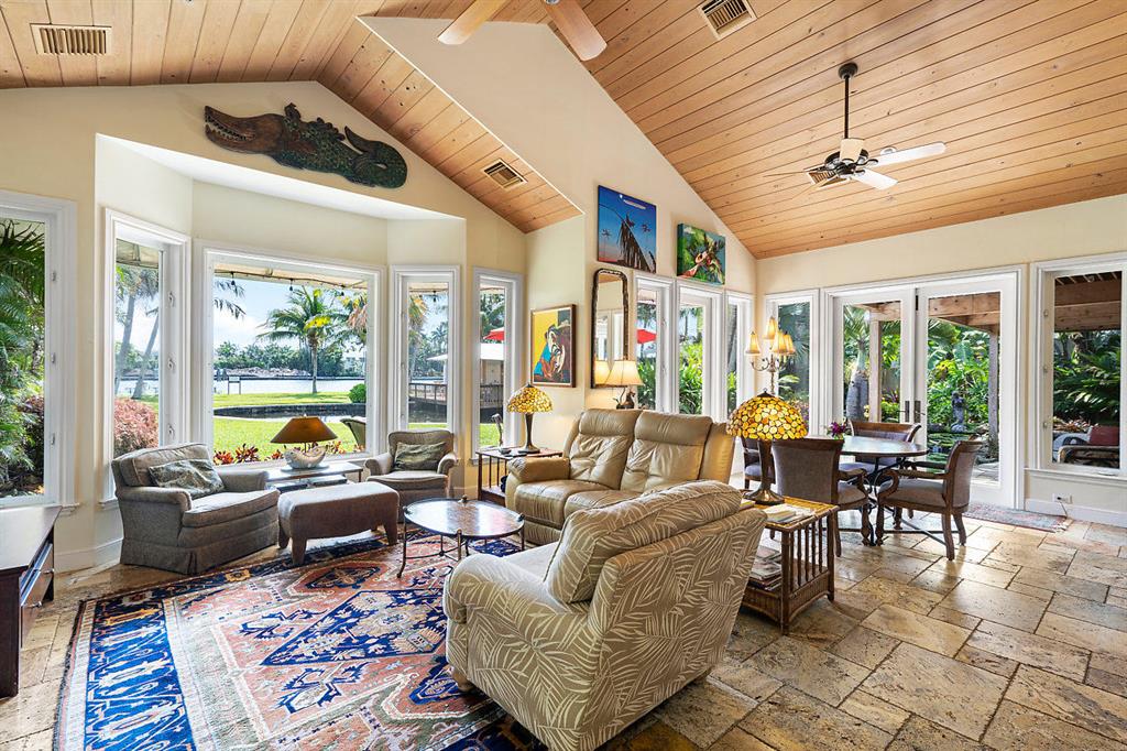 DELRAY TOWN OF - Residential