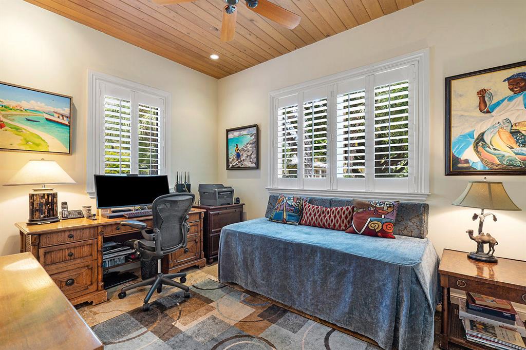 DELRAY TOWN OF - Residential