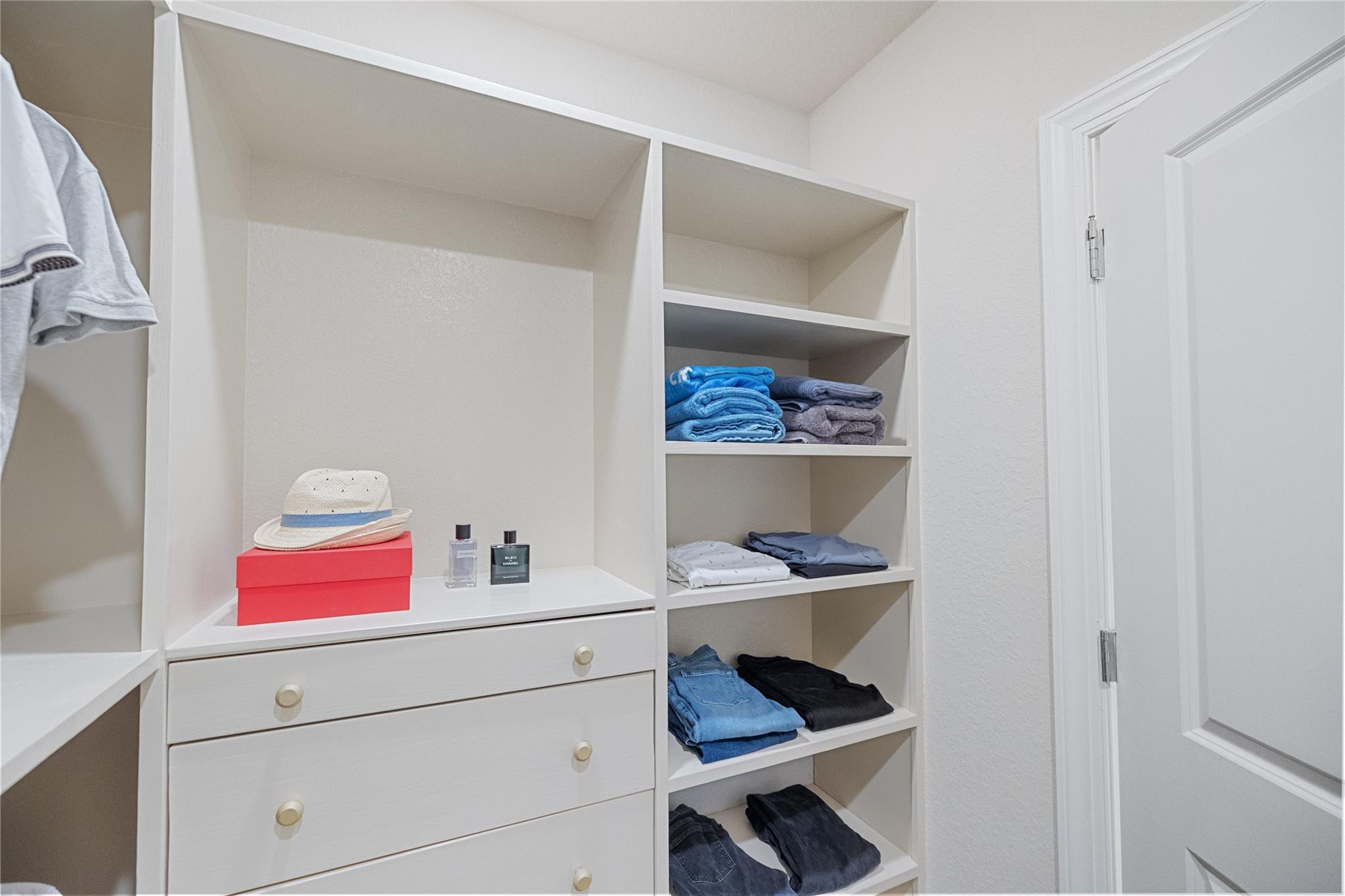 CASSIA ESTATES - Residential