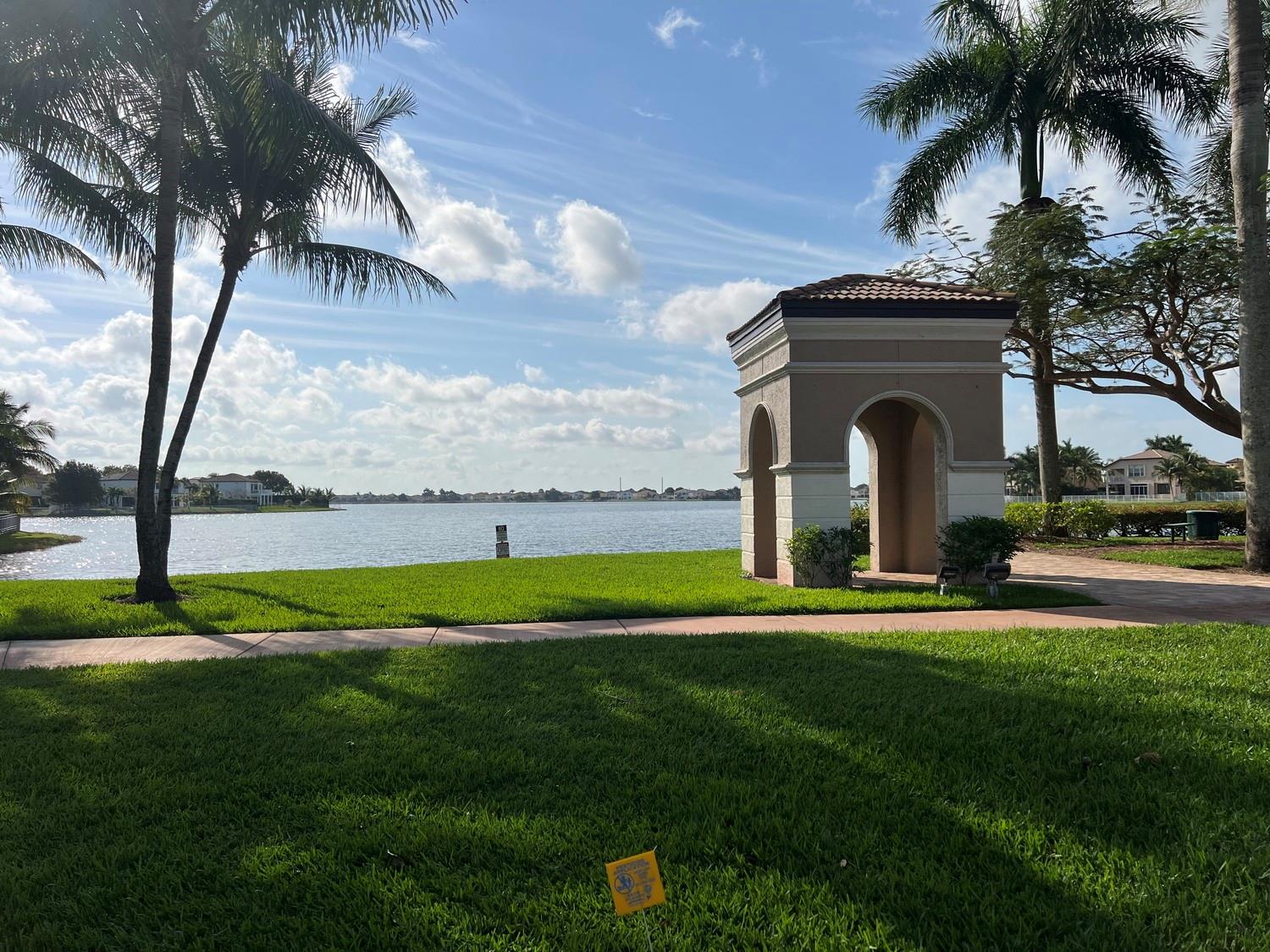 Riviera Isles II 170-53 B - Residential Lease