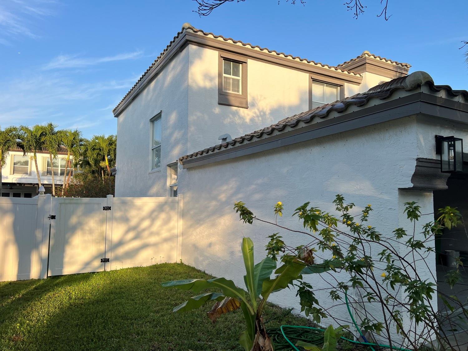 Riviera Isles II 170-53 B - Residential Lease