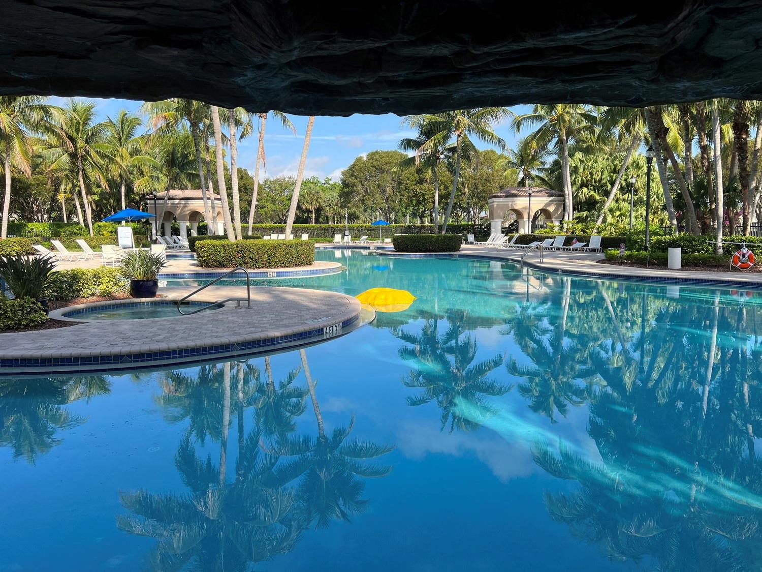 Riviera Isles II 170-53 B - Residential Lease