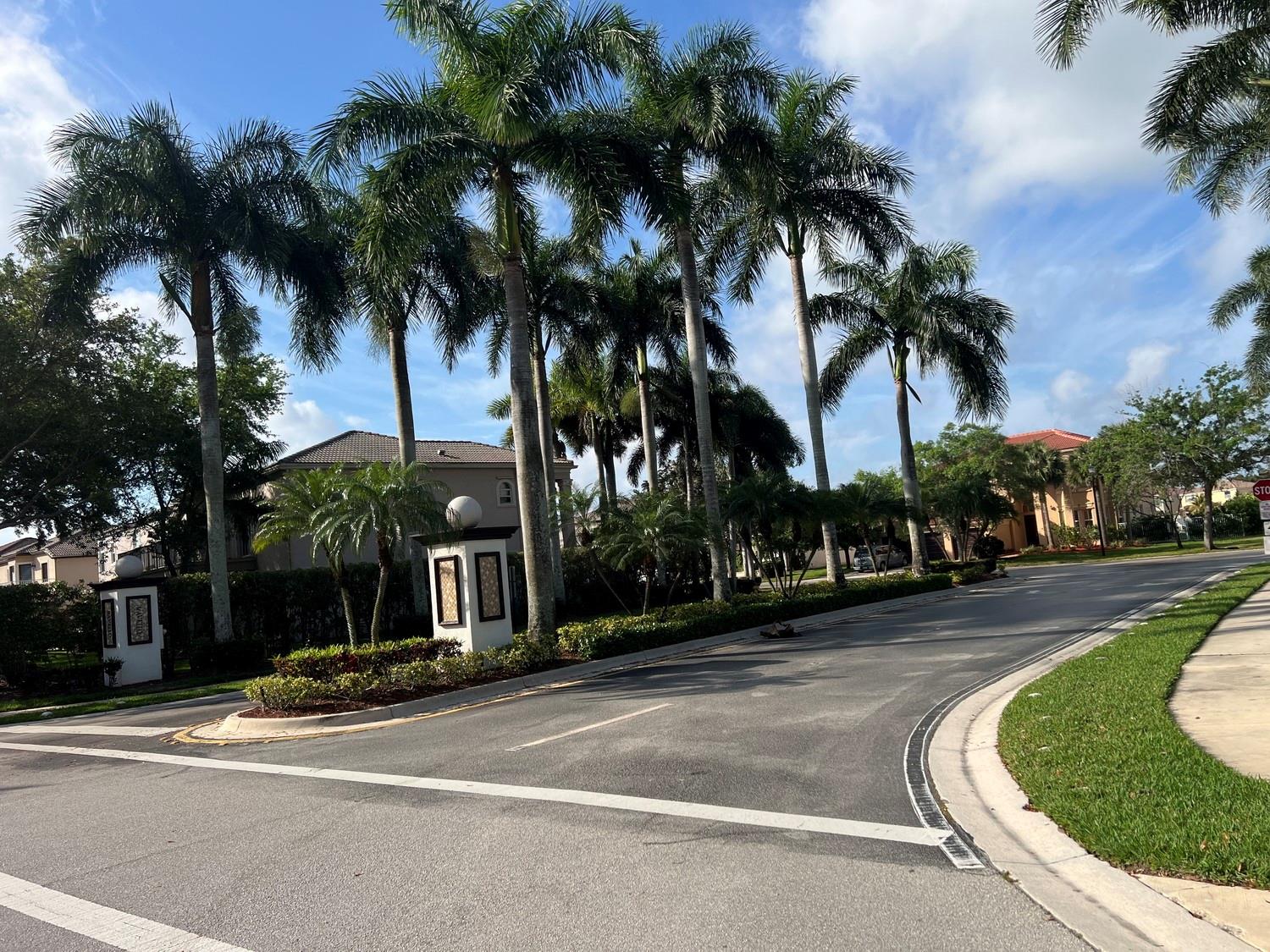 Riviera Isles II 170-53 B - Residential Lease