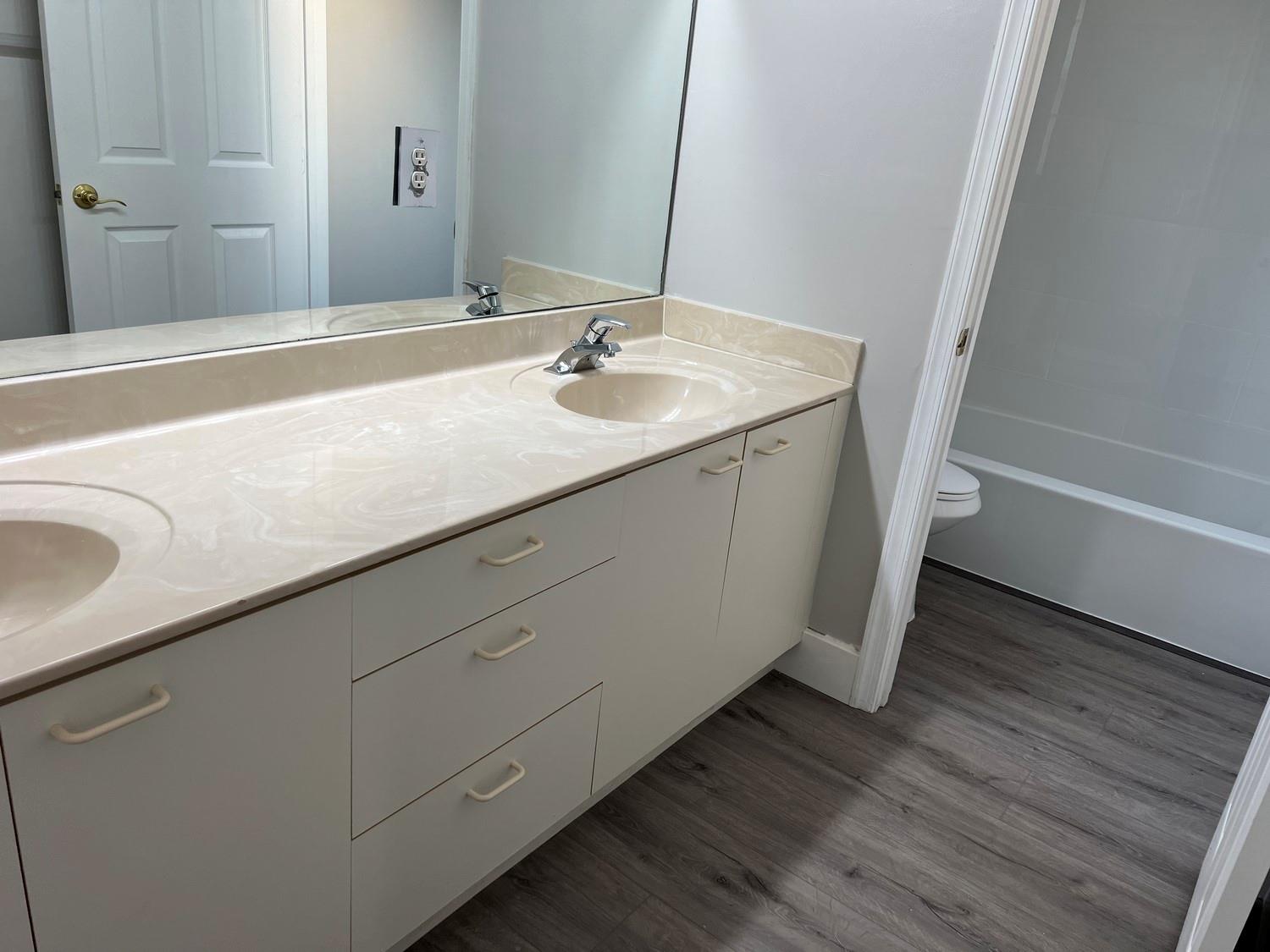 Riviera Isles II 170-53 B - Residential Lease