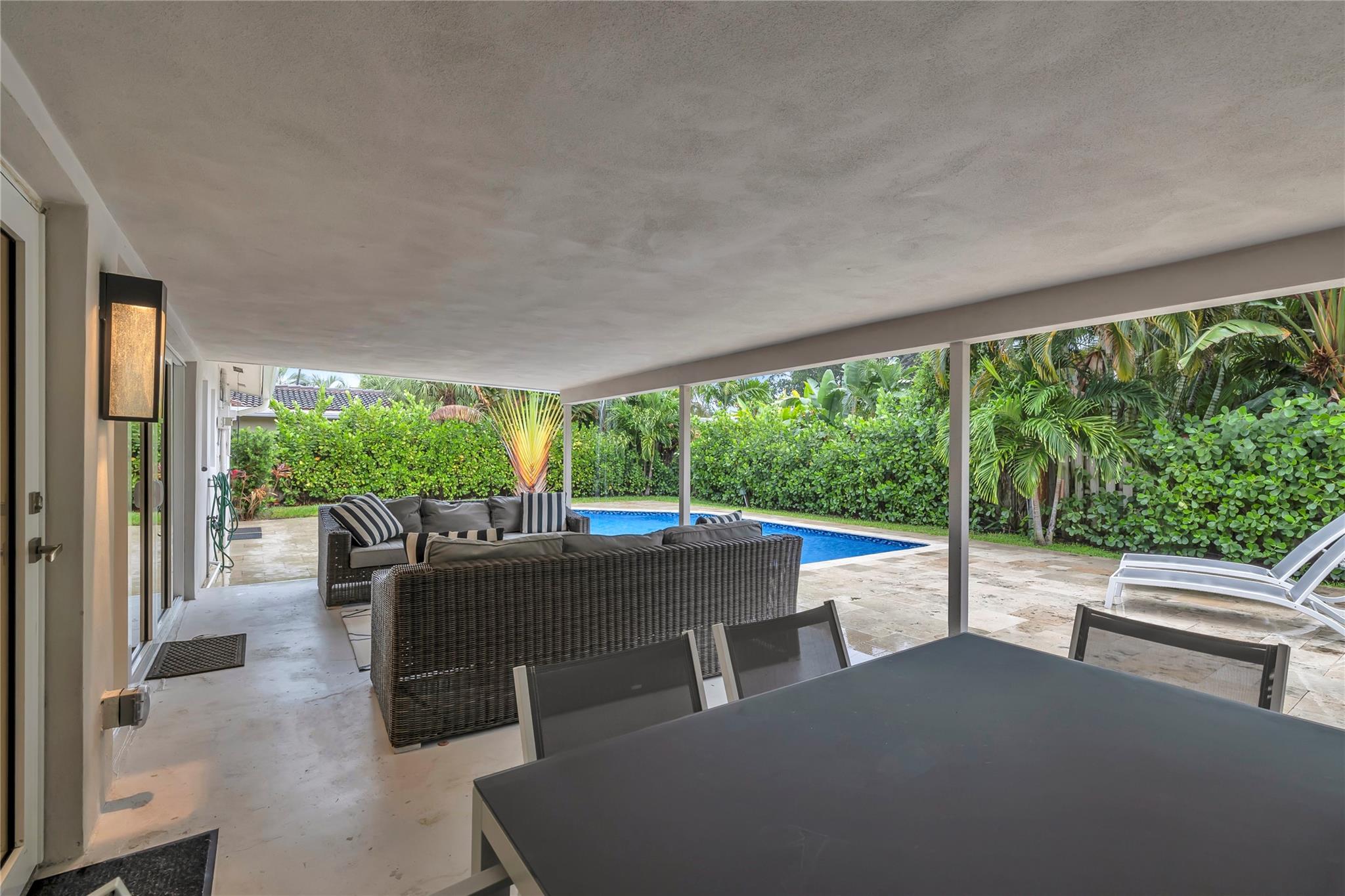 Lighthouse Point 6th Sec - Residential
