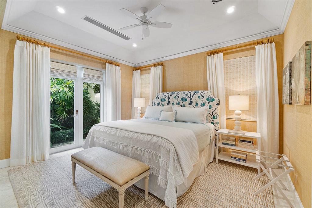 EAST SHORE - Residential