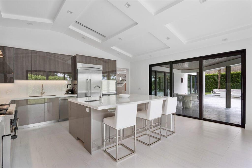 PRESIDENT COUNTRY CLUB 4 - Residential