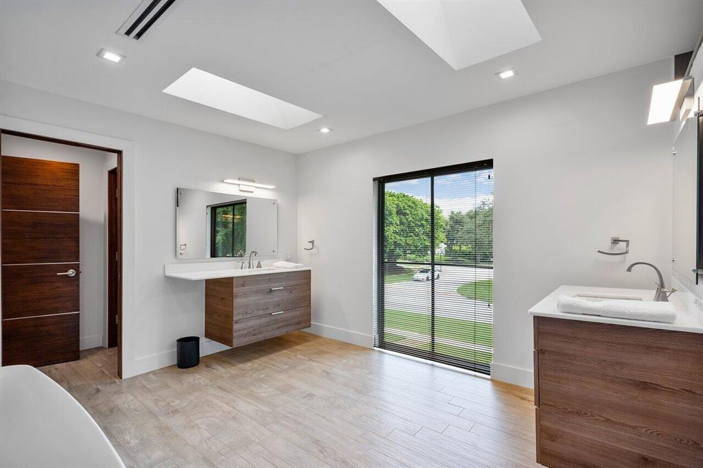 PRESIDENT COUNTRY CLUB 4 - Residential