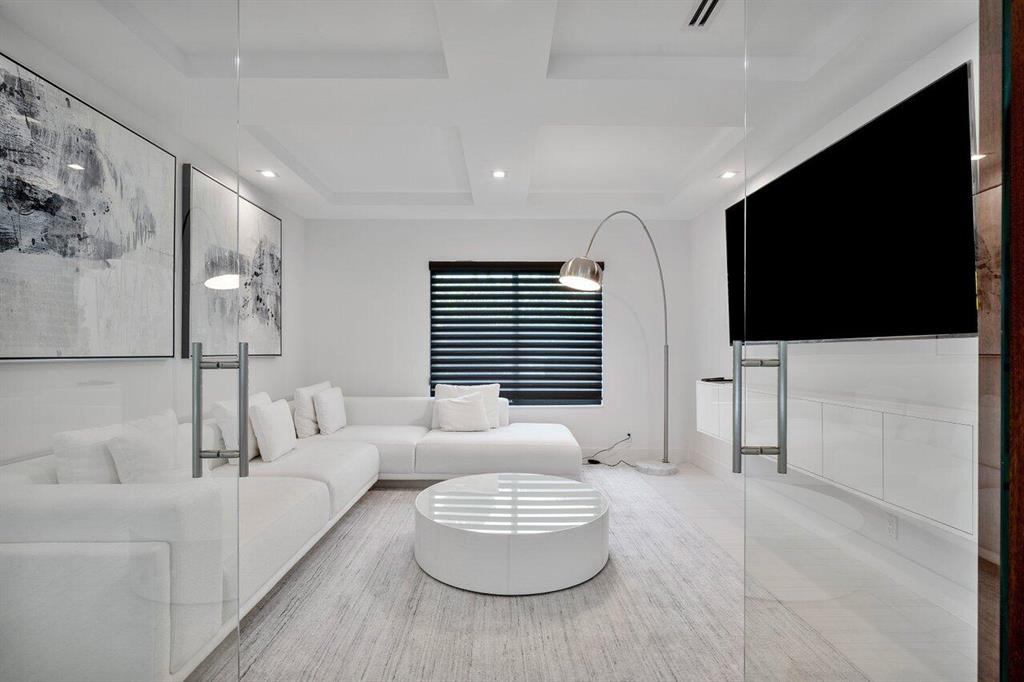 PRESIDENT COUNTRY CLUB 4 - Residential