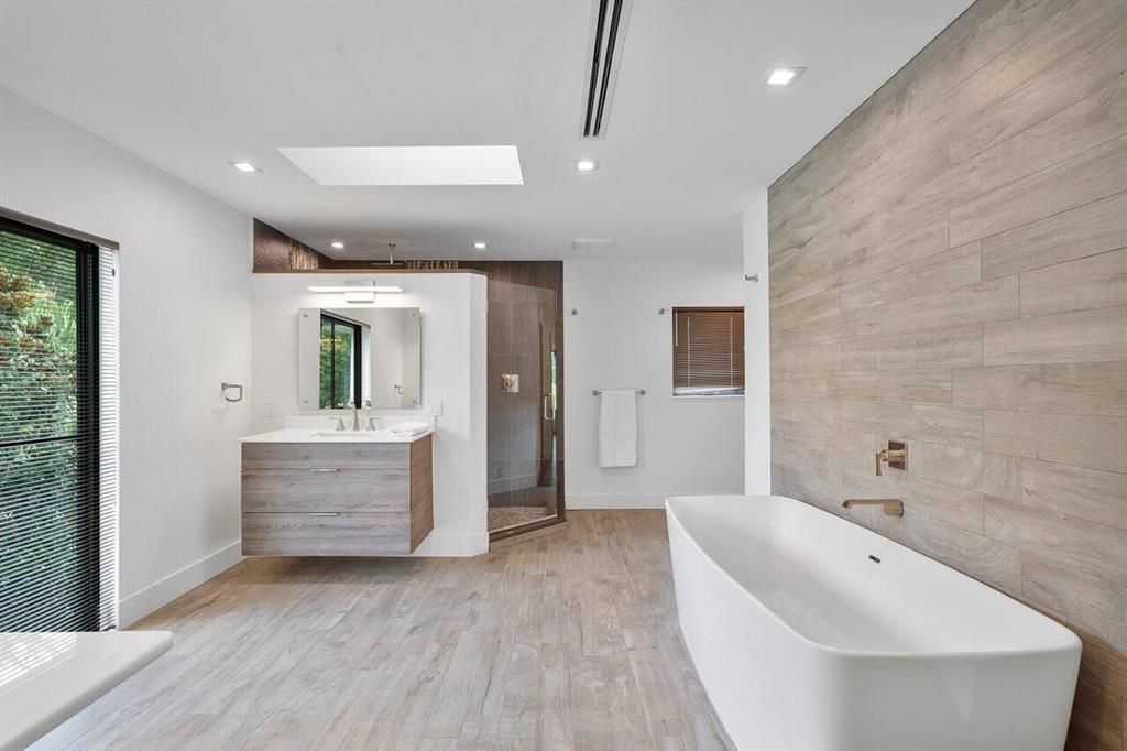 PRESIDENT COUNTRY CLUB 4 - Residential