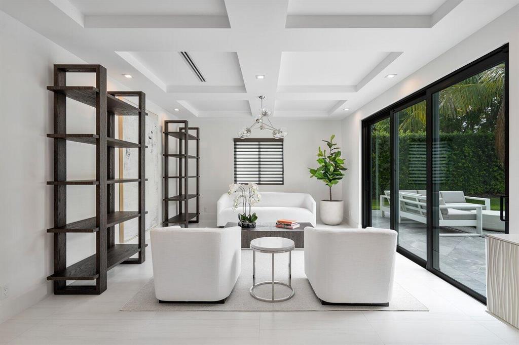 PRESIDENT COUNTRY CLUB 4 - Residential