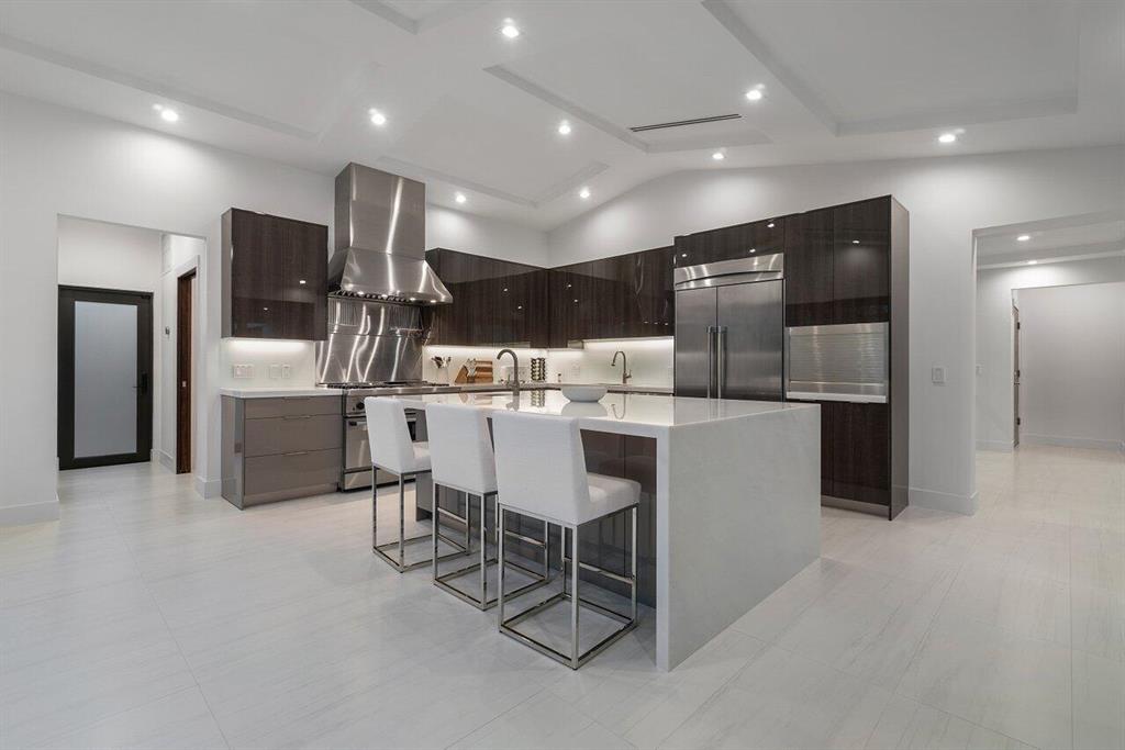 PRESIDENT COUNTRY CLUB 4 - Residential