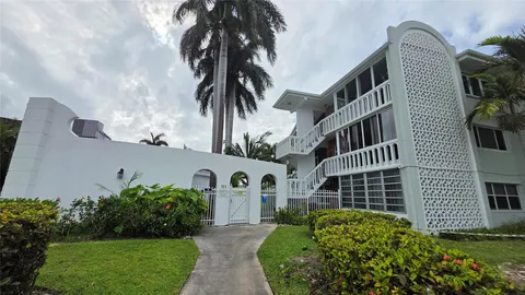 161 NE 10th Ave Unit 2c, Hallandale Beach, FL 33009 - MLS#: F10490491
