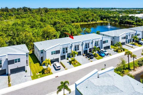 3921 SE Mentmore Lane Stuart FL 34997