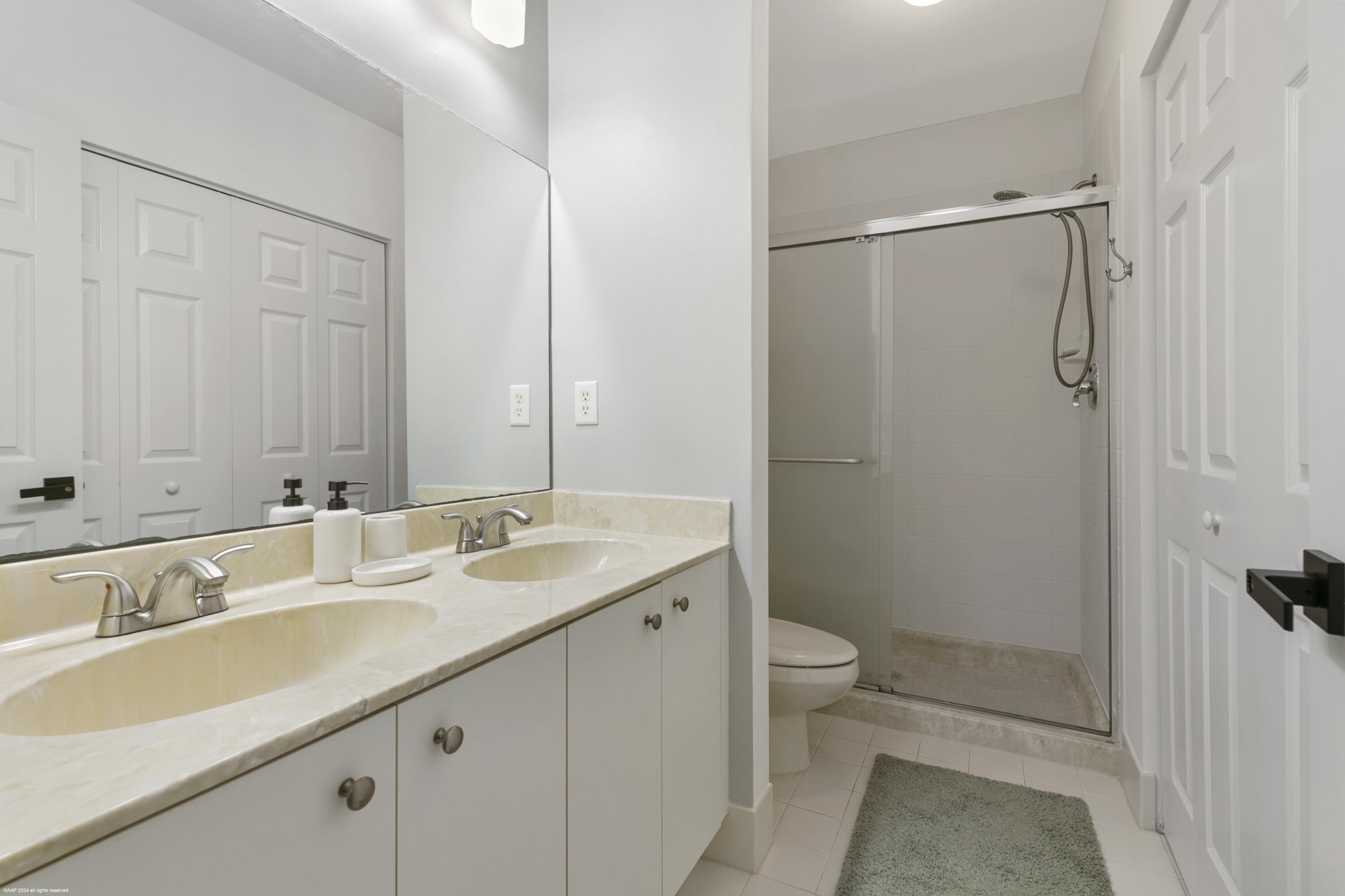 TOWNE PLACE - Residential Lease