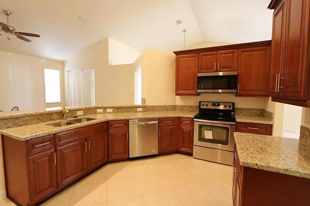 PORT ST LUCIE SECTION 19 - Residential