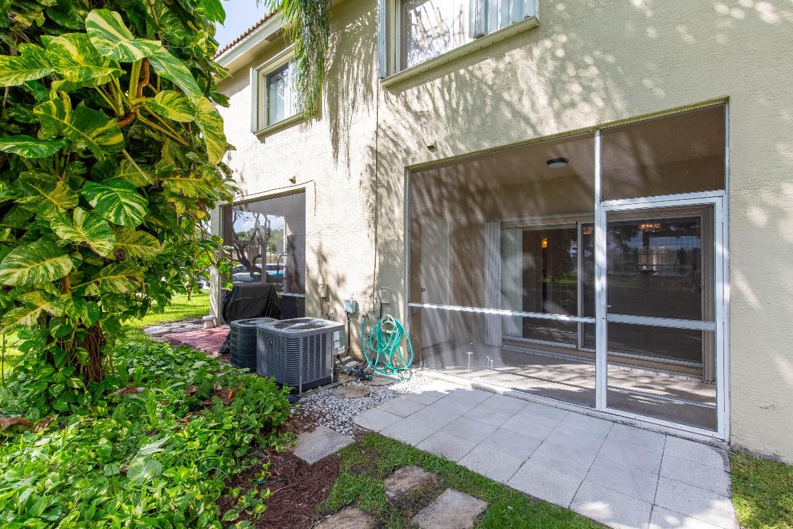 SMITHBROOKE - Residential