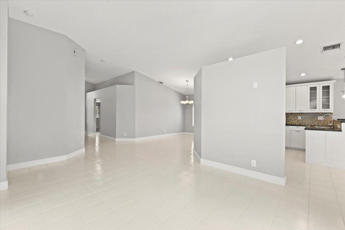 Harbors of Riverglen / Coquina A - Residential Lease