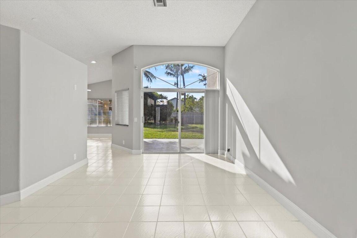 Harbors of Riverglen / Coquina A - Residential Lease