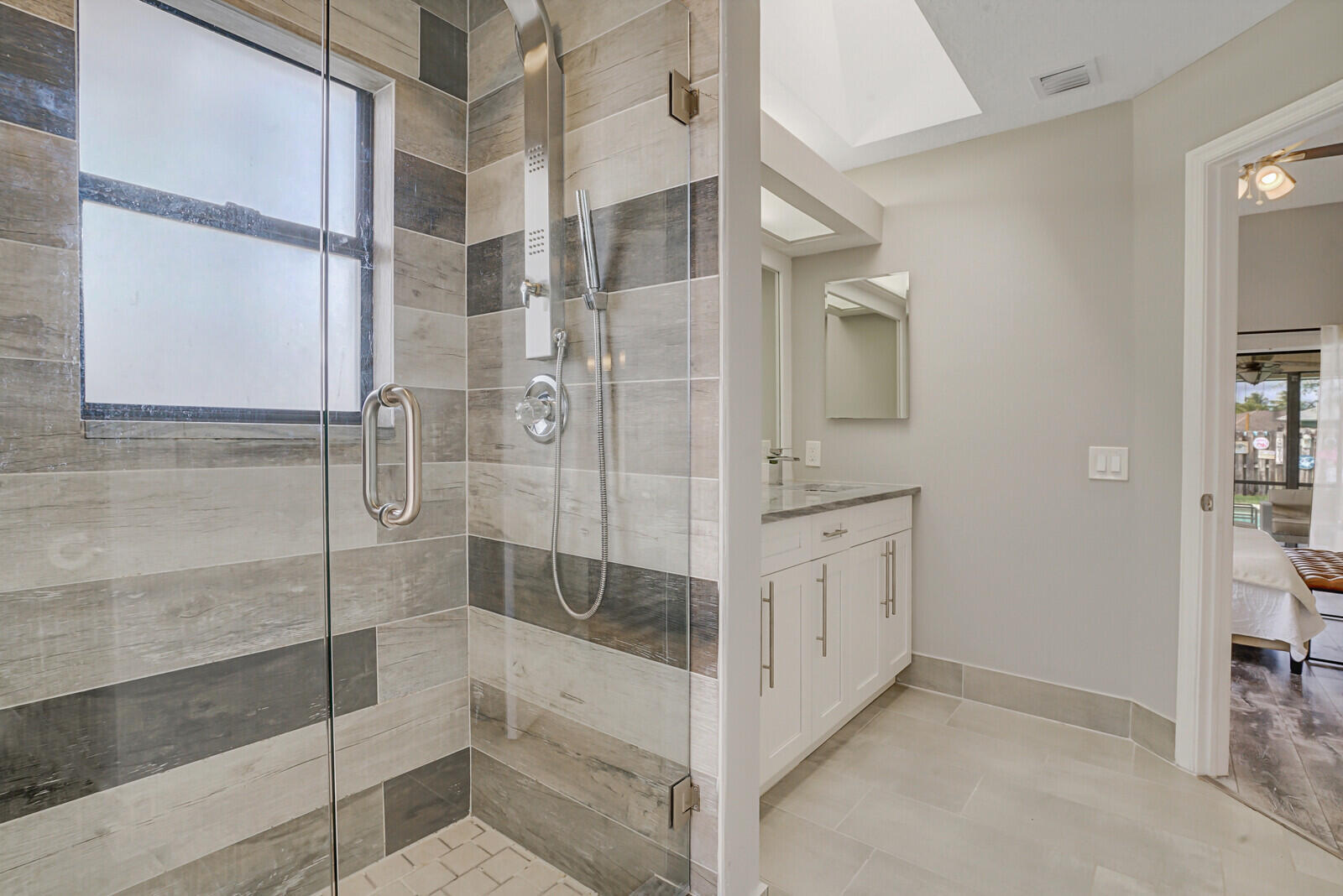 SUGAR POND MANOR OF WELLINGTONLT 17 BLK 77 - Residential Lease