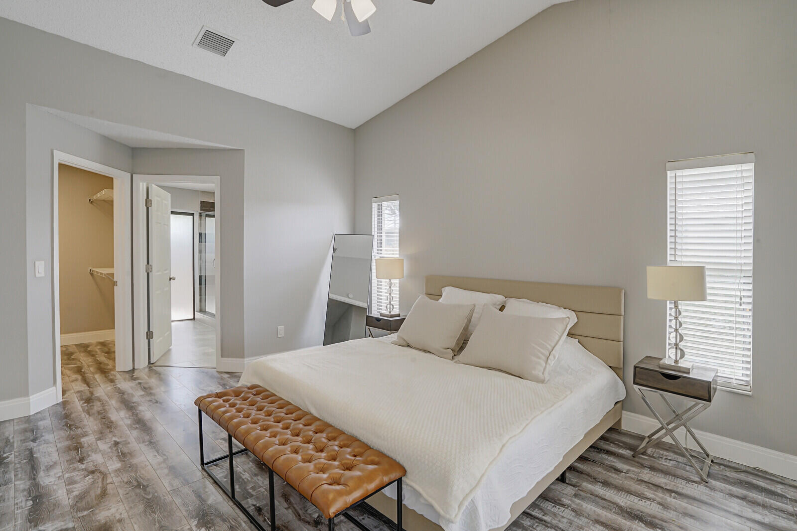 SUGAR POND MANOR OF WELLINGTONLT 17 BLK 77 - Residential Lease