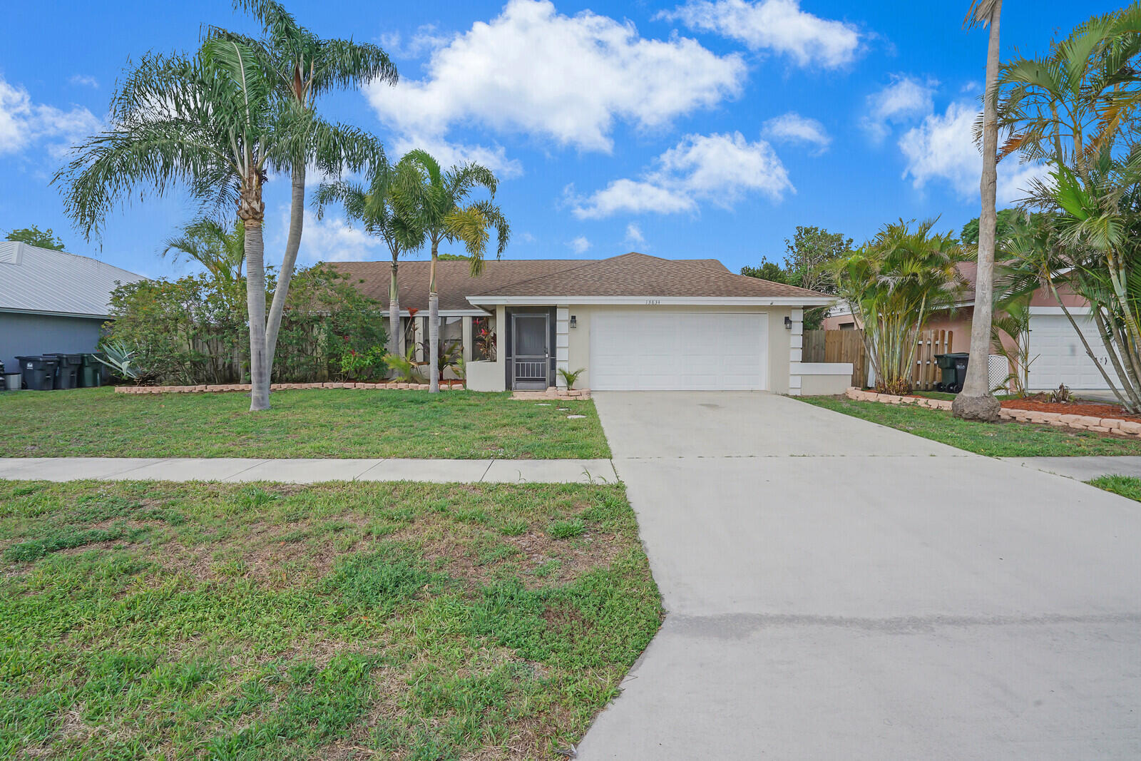 SUGAR POND MANOR OF WELLINGTONLT 17 BLK 77 - Residential Lease