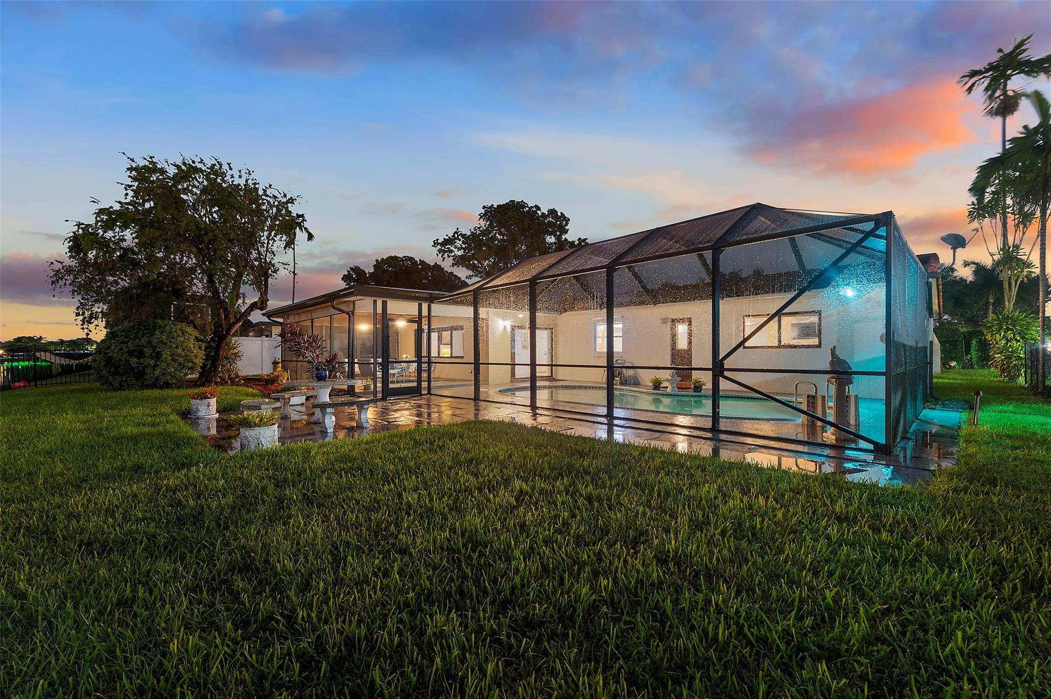 Pembroke Lakes Sec Three - Residential
