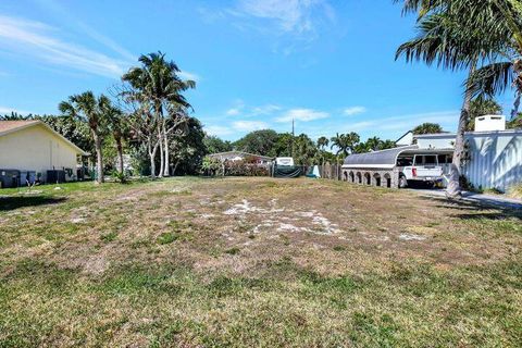 3214 Pierson Drive Delray Beach FL 33483