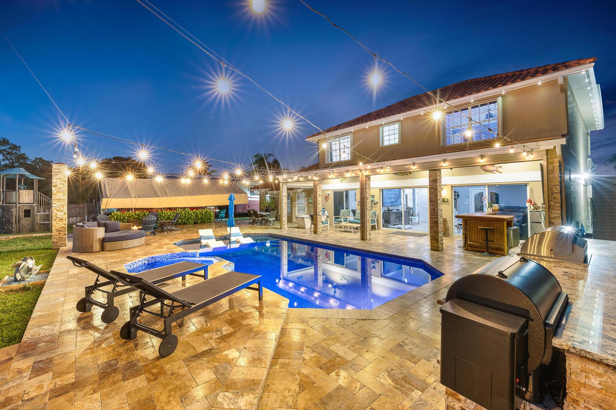 121 NE Naranja Avenue
