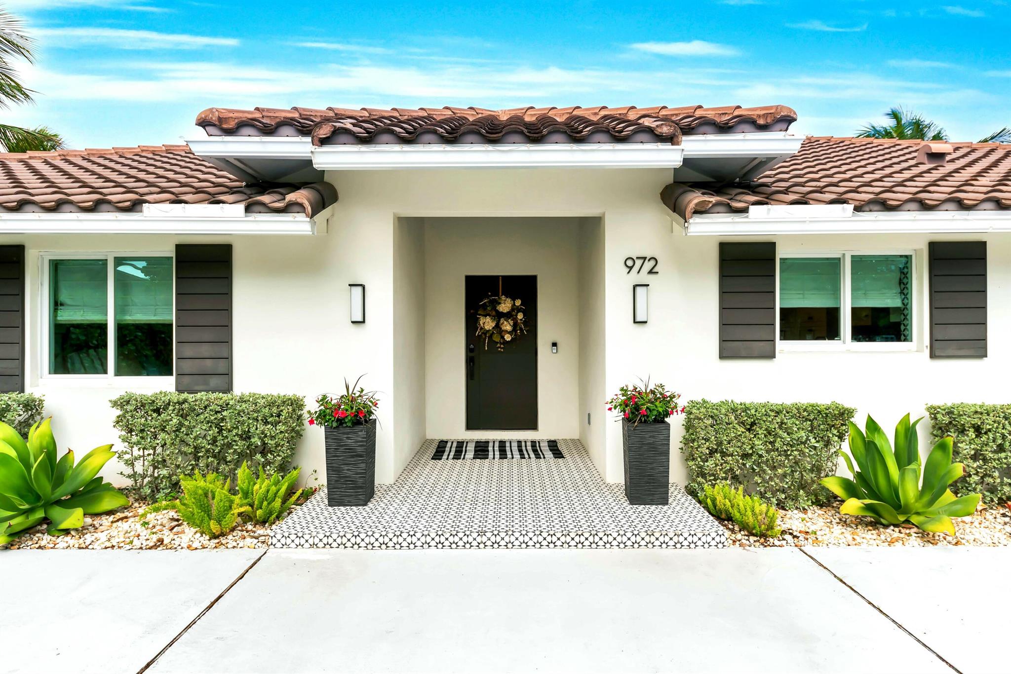 RIO VISTA OF ISLAND SHORE - Residential