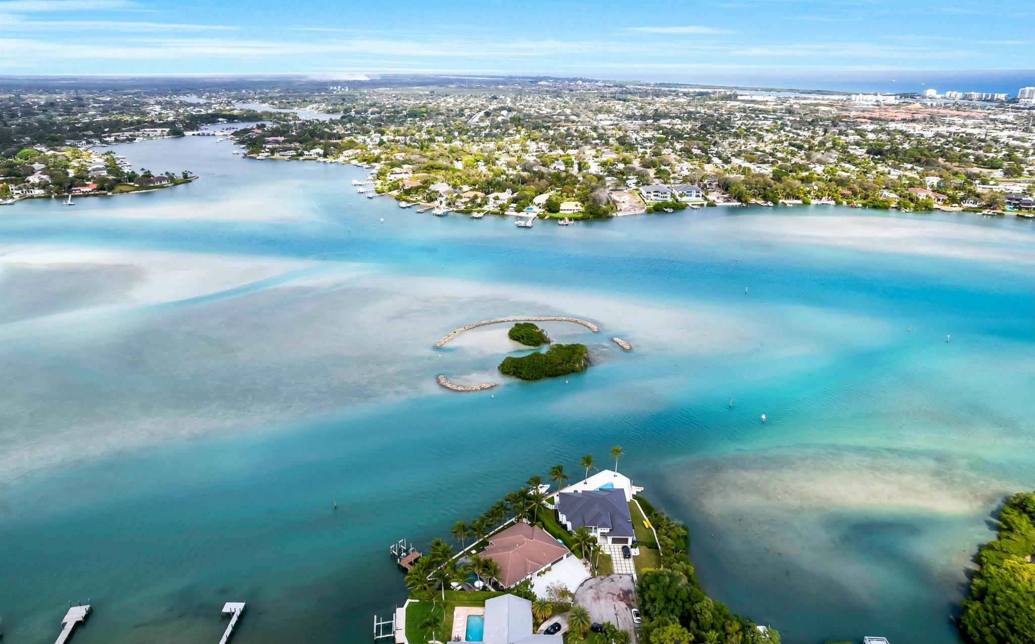 RIO VISTA OF ISLAND SHORE - Residential