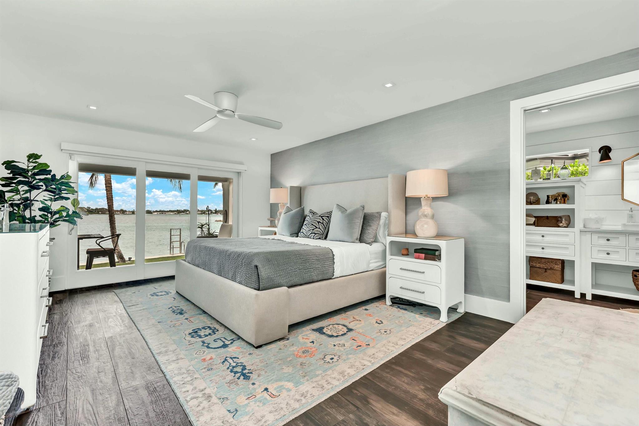 RIO VISTA OF ISLAND SHORE - Residential