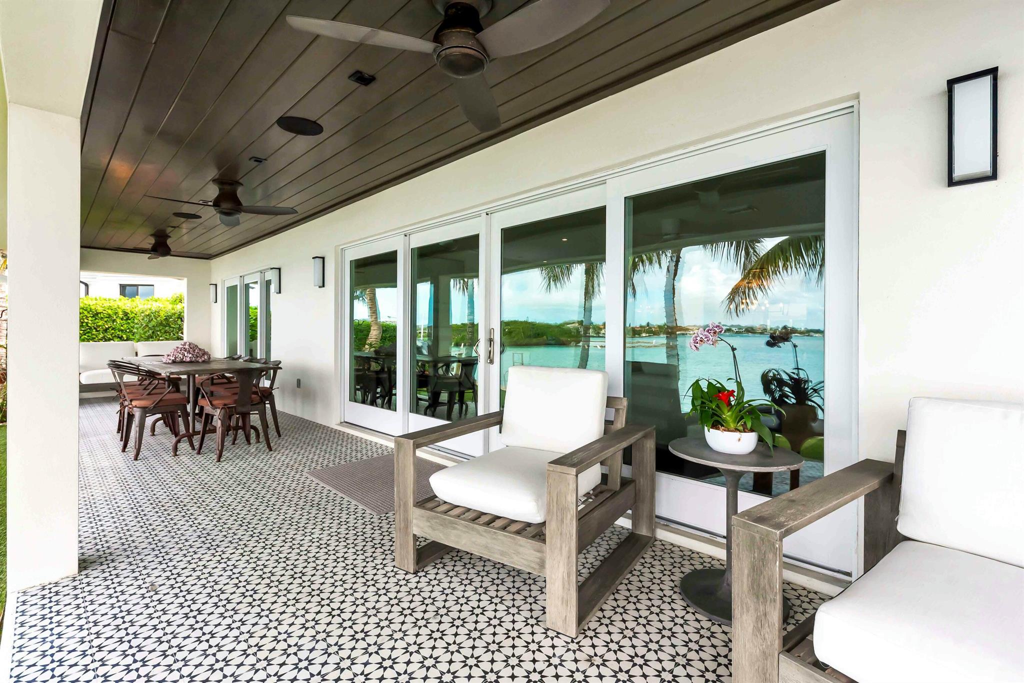 RIO VISTA OF ISLAND SHORE - Residential