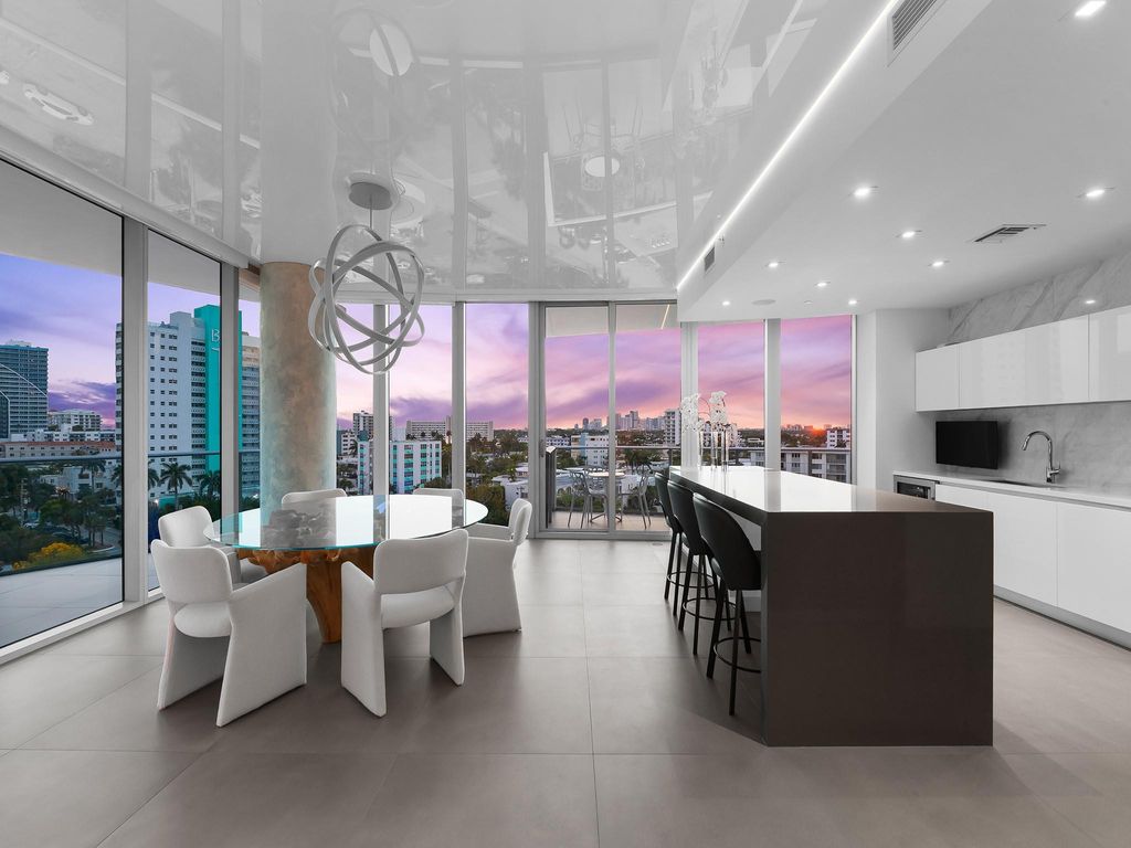 Photo of 701 N Fort Lauderdale Beach Boulevard #605, Fort Lauderdale, FL 33304 (MLS # F10492014)