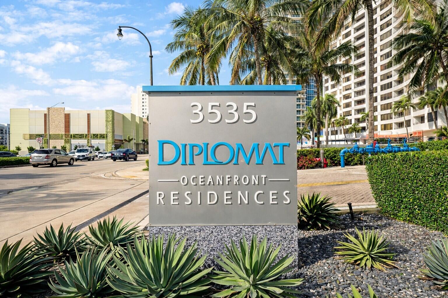 DIPLOMAT OCEANFRONT RESIDENCES - Residential