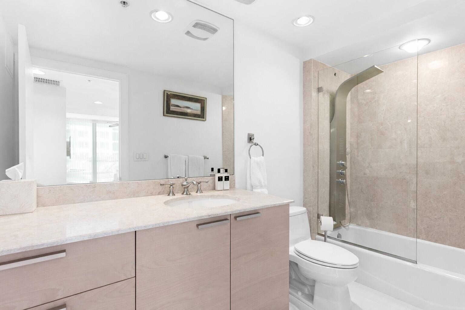 DIPLOMAT OCEANFRONT RESIDENCES - Residential