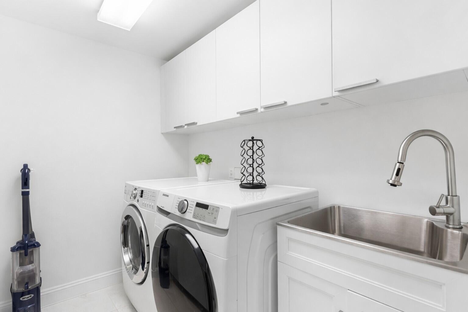 DIPLOMAT OCEANFRONT RESIDENCES - Residential