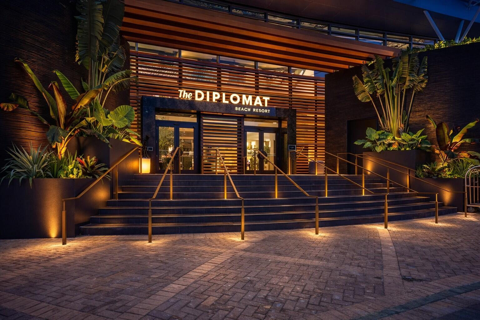 DIPLOMAT OCEANFRONT RESIDENCES - Residential