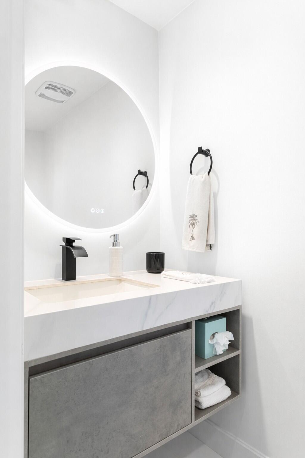 DIPLOMAT OCEANFRONT RESIDENCES - Residential