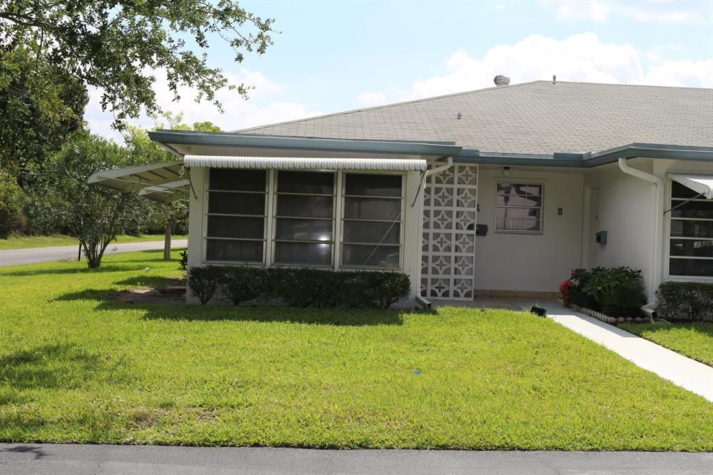 Photo of 1080 North Drive #A, Delray Beach, FL 33445 (MLS # R10700318)