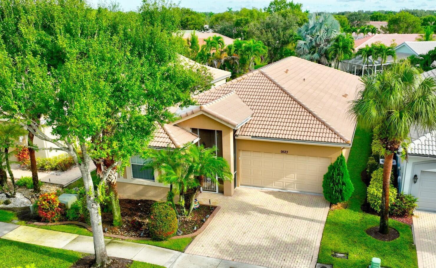 STUNNING HOME 3/2 UPGRADES+++ in Park-Like Setting. Zen Garden Vistas & Gracious Living in This Impeccably Maintained Nantucket in Baywinds, Prestigious 55+ Pet-Friendly Resort Style Community. Dramatic Entry Foyer w Custom Chair Rails, Picture Frame Features, Open Plan, LR, FDR, FR, Huge Eat-In Kitchen, Chef's Island w Breakfast Bar, Granite Counters, SS Appliances, Cafe Area, Elegant Neutral Decor Throughout. Inviting Extended Enclosed Lanai Hot Tub w Fountain, En-Suite PBR w Huge Custom Walkin, Dual Vanities, Sep Stall Shower, Jacuzzi Jetted Tub, 100% Carpet Free, Vaulted Ceilings, Crown Molding, Chair Railing, Ceiling Fans Throughout. Some Furn Neg. Maint incl Cable w Prem Channels, 3 Boxes, DVR, Hi-Speed Internet, Landline. ADT Sec. Country Club Living. Prof Photos In The Works.