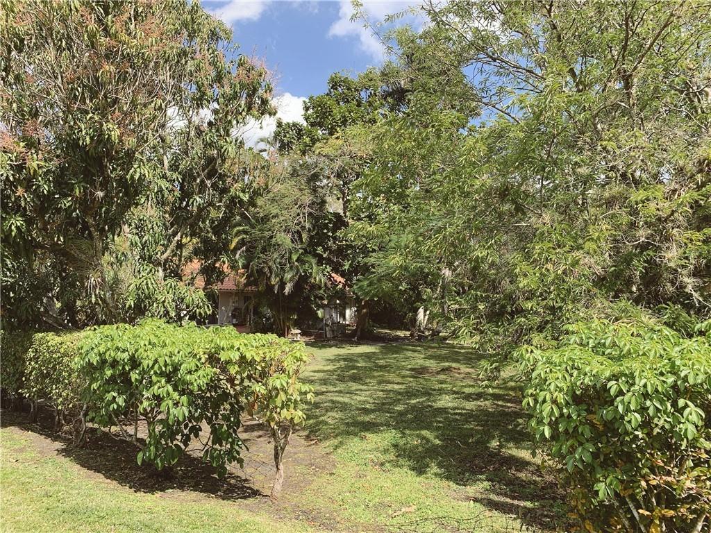 DAVIE FARMETTES 72-10 - Land