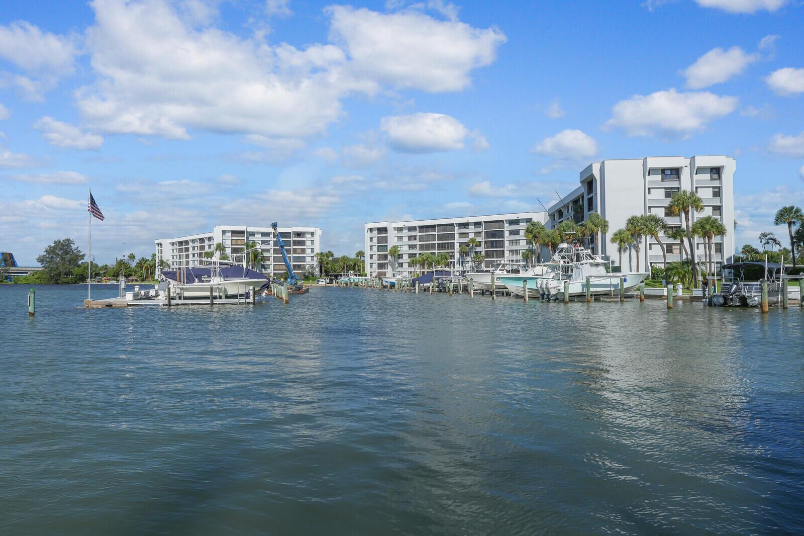 JUPITER COVE CONDO - Residential