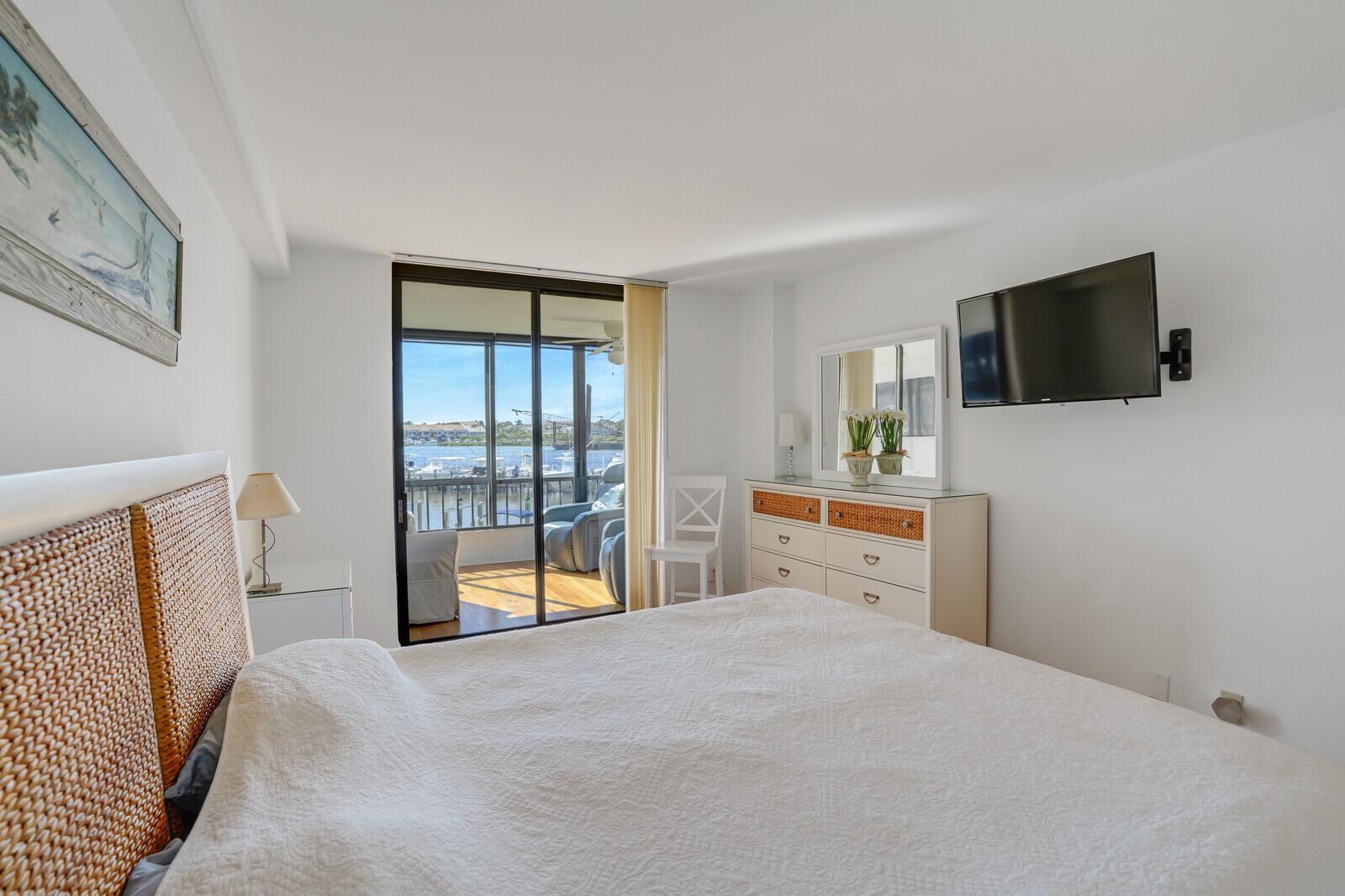 JUPITER COVE CONDO - Residential