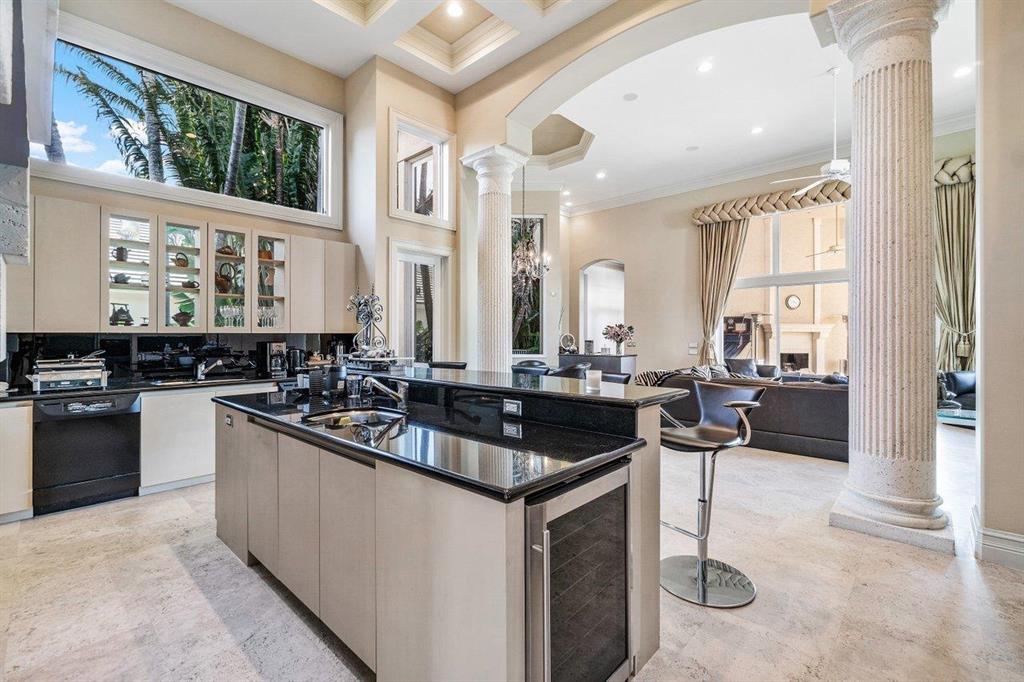 ADMIRALS COVE 3 PAR E - Residential