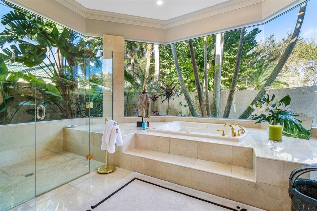 ADMIRALS COVE 3 PAR E - Residential