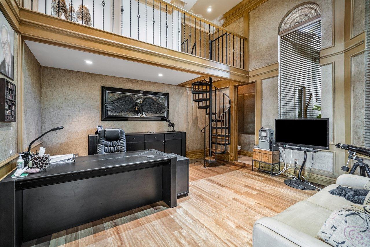 ADMIRALS COVE 3 PAR E - Residential